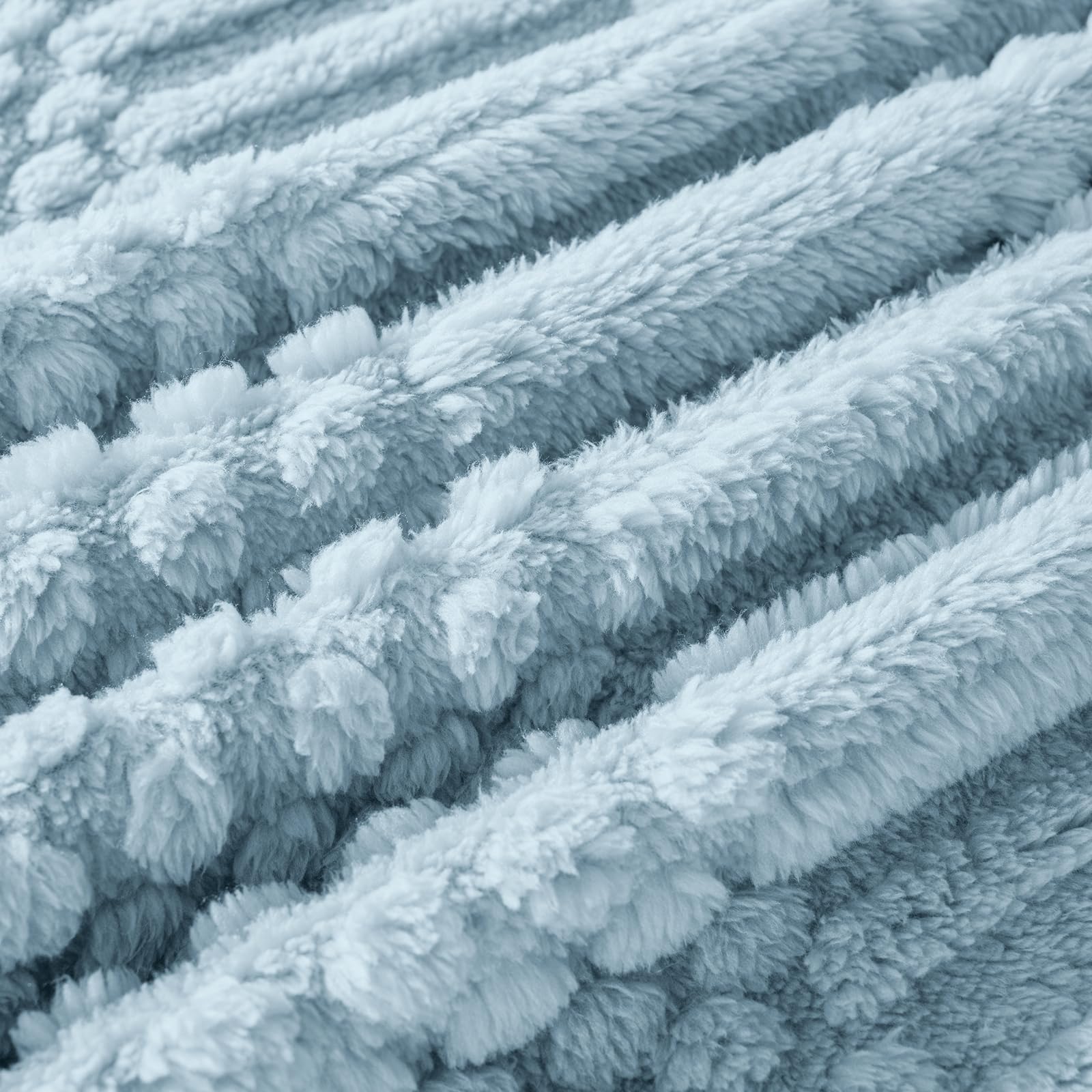 Blue Throw Blanket - Soft & Fluffy Fleece, Cute & Aesthetic, Perfect for Sofa, Couch, Chair, Bed, Living Room & Bedroom, All-Season Use, Plush & Cozy Decorative Blanket 50x60