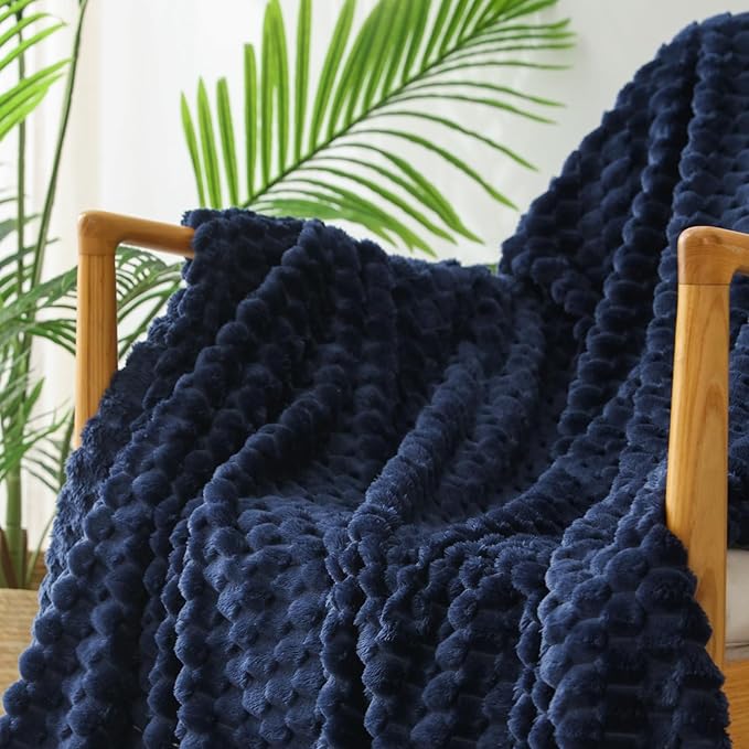 Exclusivo Mezcla 3D Fleece King Size Blanket for Bed, Navy Blue