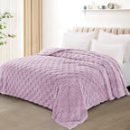Exclusivo Mezcla Twin Size Flannel Fleece Blanket, Super Soft and Warm Lightweight Checkered Pattern Blanket for All Seasons, 60x80 Inches, Light Purple
