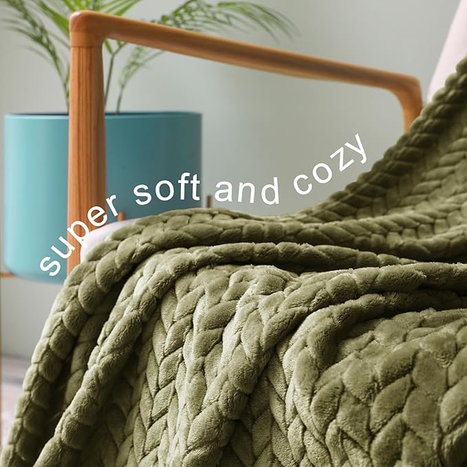 Exclusivo Mezcla Fleece Throw Blanket for Couch Sofa, 50”x70”, Olive Green