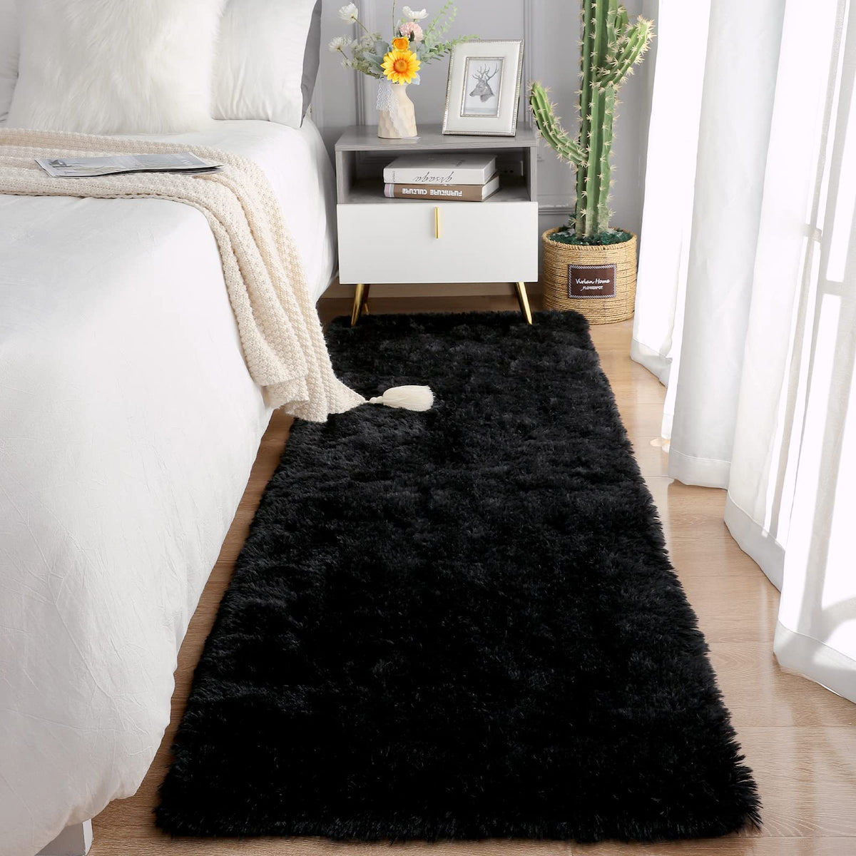 Chicrug Soft Runner Rugs for Bedroom Living Room Plush Fluffy Rug 2x5