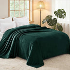 Exclusivo Mezcla Fleece Blanket Twin Size for Bed, Super Soft and Warm, All Season, Cozy, Plush, Lightweight, 90x66 Inches, Forest Green