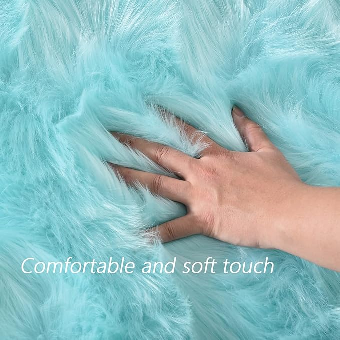 Latepis Light Blue Fur Round Rug 3ft Faux Sheepskin Circle Rug for Living Room Boho Rugs Bedroom Rugs Fluffy Rug for Teen Room Dorm Cute Room Décor