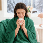 BEDELITE Fleece Throw Blanket for Couch & Bed - 3D Jacquard Decorative Dark Green Blanket, Super Soft and Cozy Warm Fuzzy Blanket All Seasons Suitable, 50x60Inches