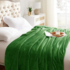 KMUSET Fleece Blanket Throw Size Emerald Lightweight Super Soft Cozy Luxury Bed Blanket Microfiber