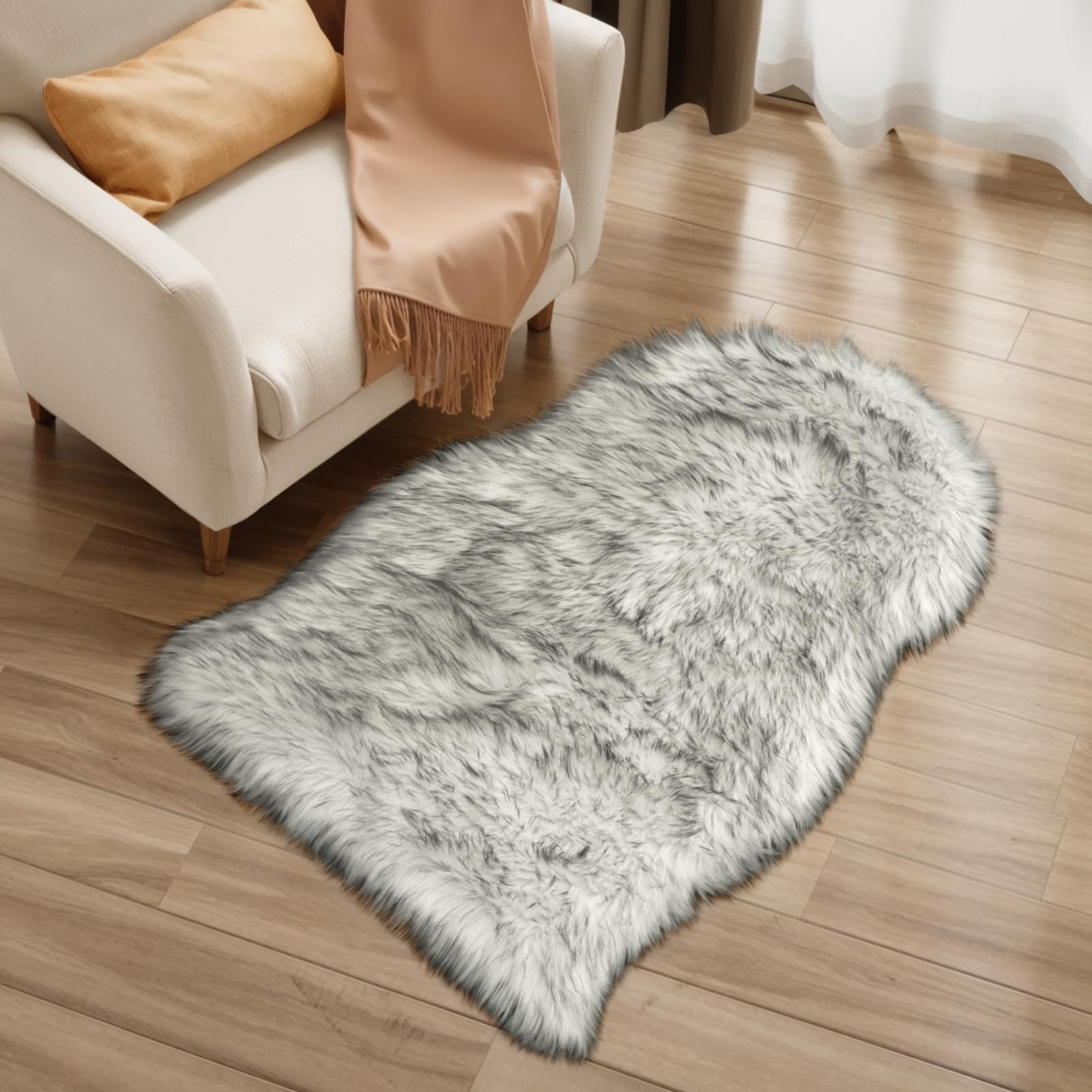 Ciicool Faux Sheepskin Rugs Soft Faux Fur Rug White Gradient Sliver Black