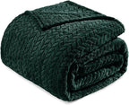 Exclusivo Mezcla Fleece Twin Size Blanket for Bed, 60x80 Inches Soft Cozy Jacquard Flannel Blankets, Lightweight Fuzzy Plush Warm for Women, Forest Green