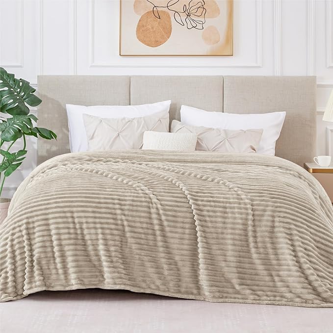 BEDELITE 3D Ribbed Jacquard Linen Blankets Queen Size for Bed, 90x90 Inch