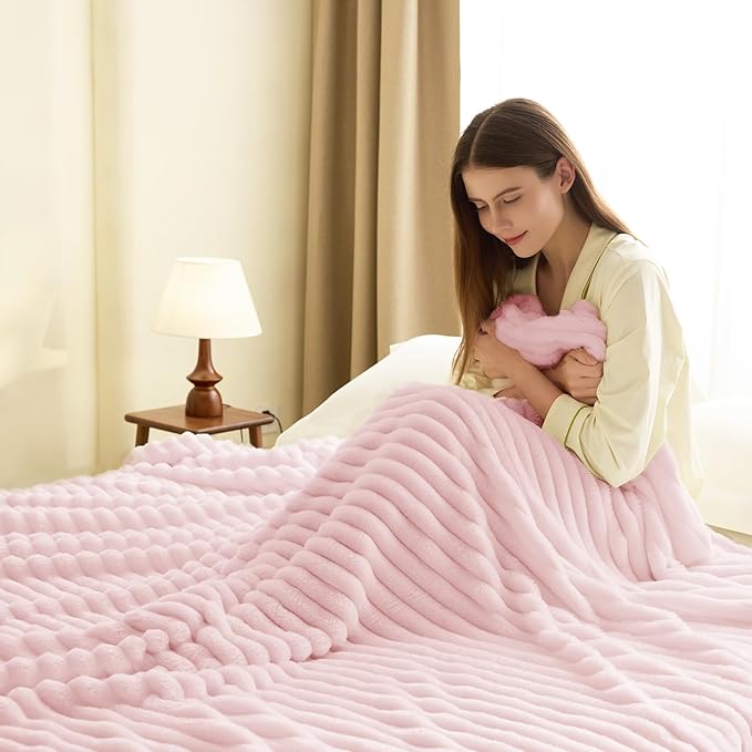 HIMEET Pink Queen Size Blanket for Bed, 300GSM Ribbed Fleece, 90 x 90 in