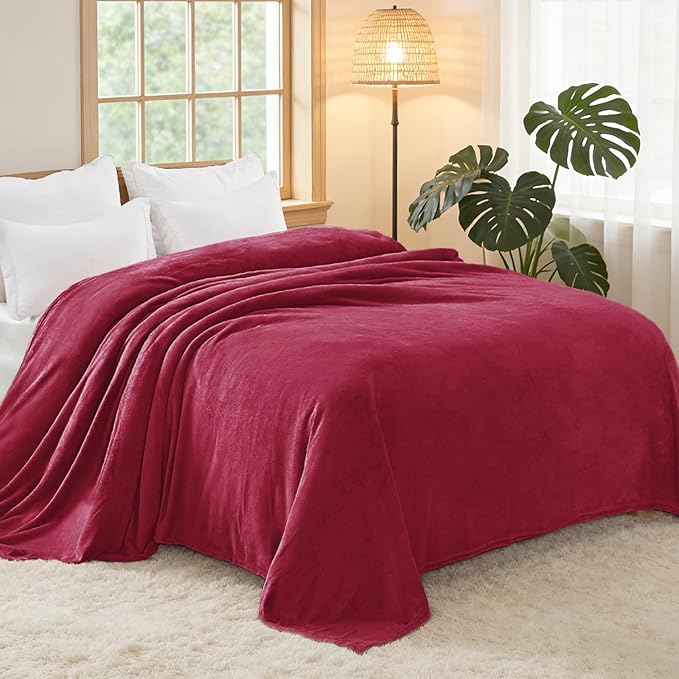 Exclusivo Mezcla Soft Fleece Blanket Twin Size for Bed, Deep Red