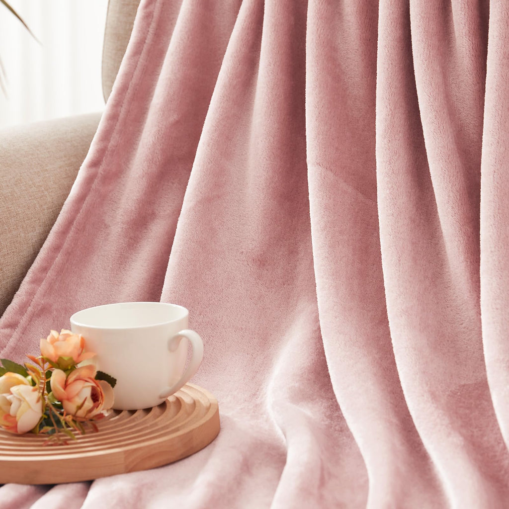 Exclusivo Mezcla Soft Large Fleece Throw Blanket for Couch, Dusty Pink