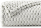 BEDELITE Fleece Blanket Twin for Bed Couch, 3D Jacquard Decorative Light Grey Throw Blanket, Soft and Cozy Warm Plush Fuzzy Blanket All Seasons Suitable, 60x80Inches