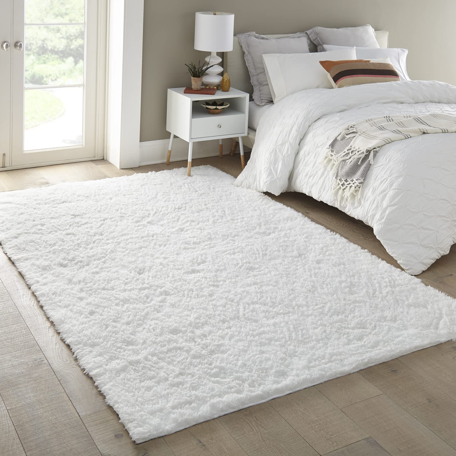 Ophanie 5x8 White Rugs for Living Room, Fluffy Fuzzy Plush Soft Carpets, Shaggy Area Rugs for Bedroom, Carpet for Dorm Nursery Home Decor Aesthetic with Over 99 pcs Pile fibers