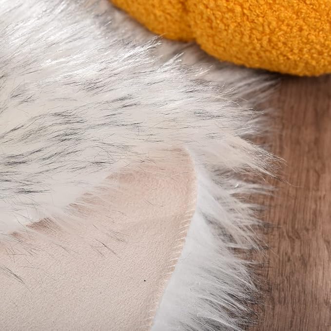 ORINOVA White and Grey Round Shag Rug 4ft Faux Sheepskin Fur Rugs for Living Room Small Circle Washable Plush Rug for Nursery Cute Room Décor