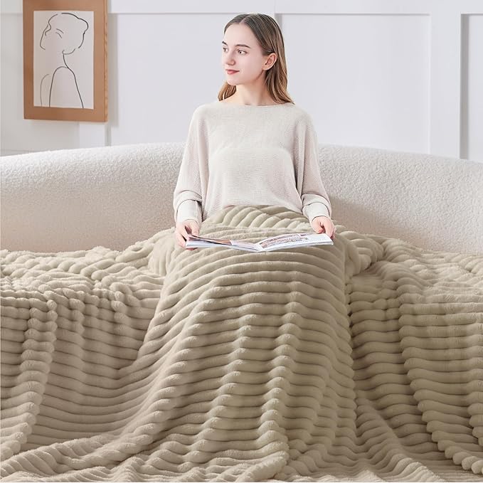 BEDELITE Fleece Throw Blanket for Couch - 300GSM Soft & Warm Fluffy Linen Blanket, Decorative and Giftable Striped Blankets for Women, Men, 50"x60"