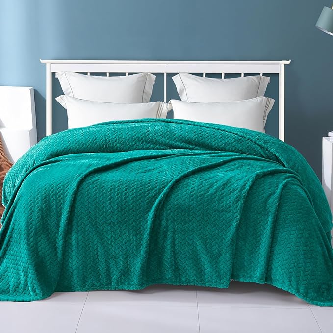 Exclusivo Mezcla Fleece Queen Size Blanket for Bed, 90x90 Inches Soft Cozy Jacquard Flannel Blankets, Lightweight Fuzzy Plush for Women, Teal