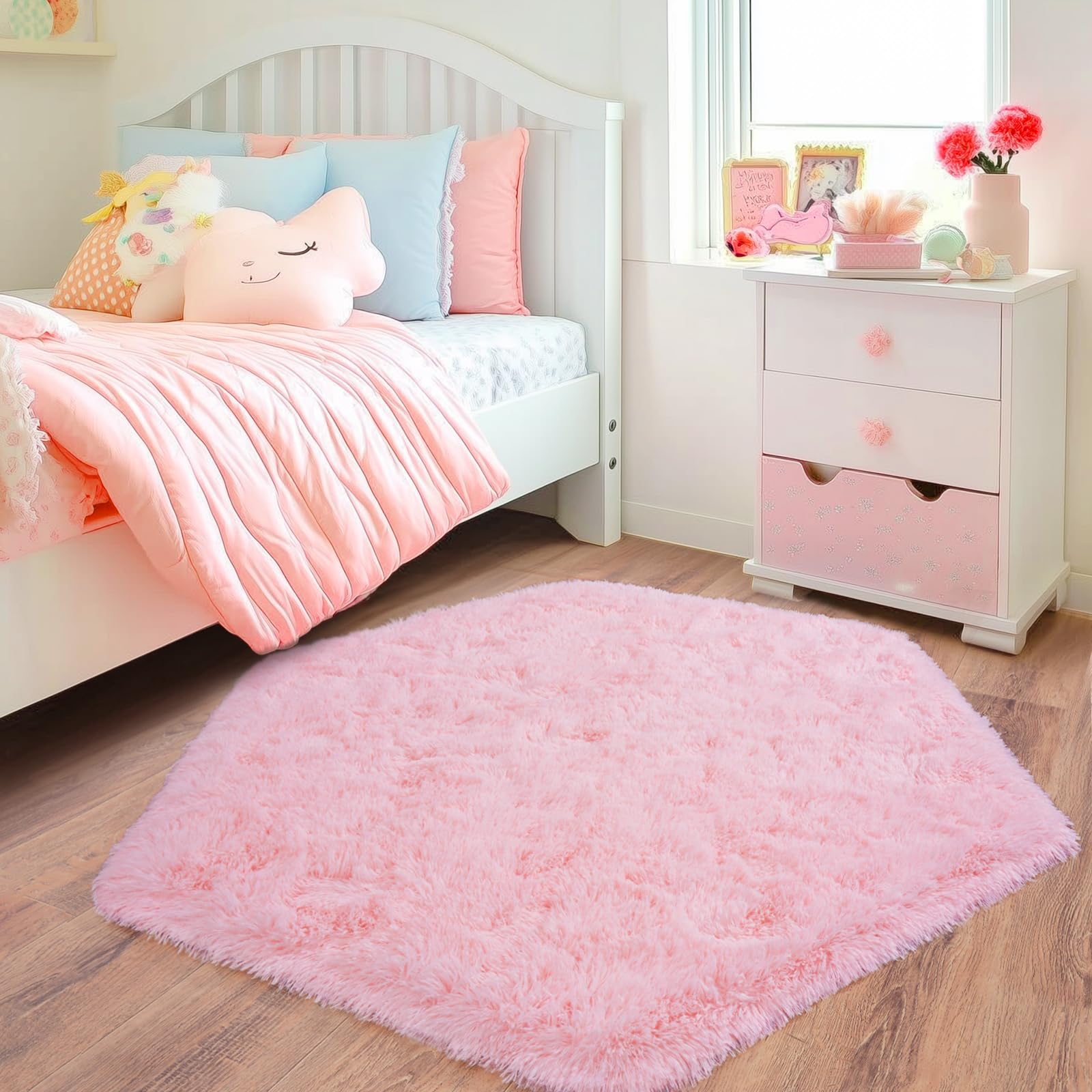 Quntue 4x4.6 Feet Pink Hexagon Rugs for Princess Tent, Ultra Soft Fluffy Hexagon Area Rug for Bedroom, Cute Shag Rugs for Girls Room, Fuzzy Plush Carpet for Kids Room Tent Castle Home Decor