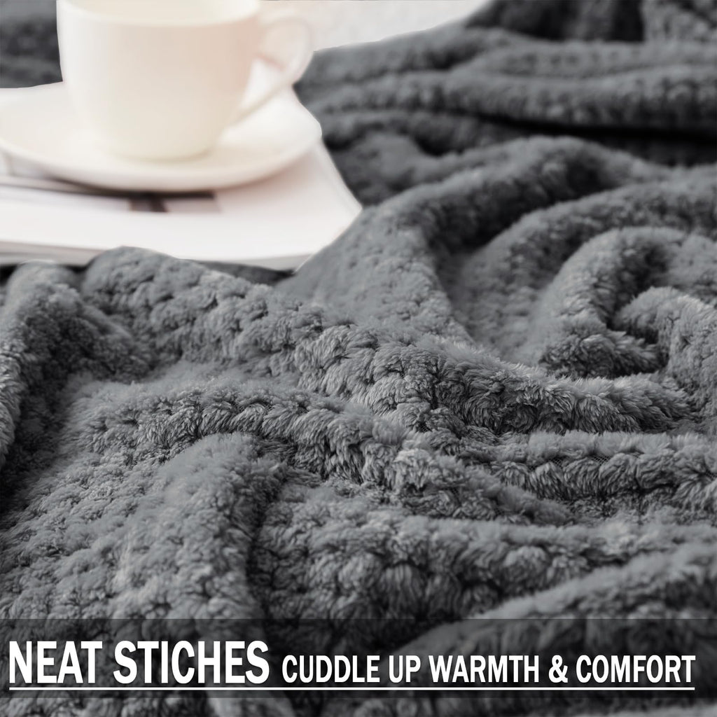 Exclusivo Mezcla Large Waffle Fleece Throw Blanket for Couch, Gray