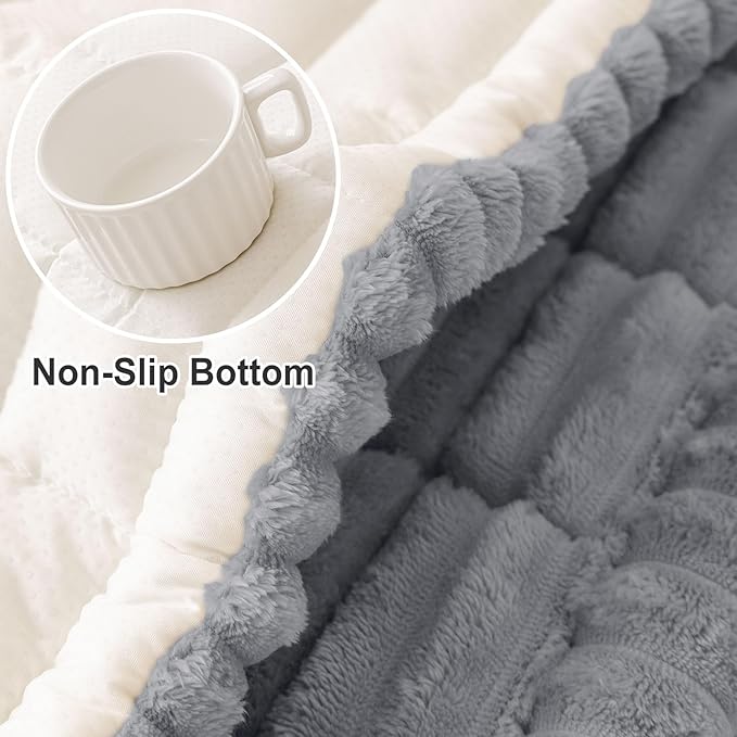 hyha Couch Cover for Dogs, Washable Non Slip Plush Flannel Sofa Protector