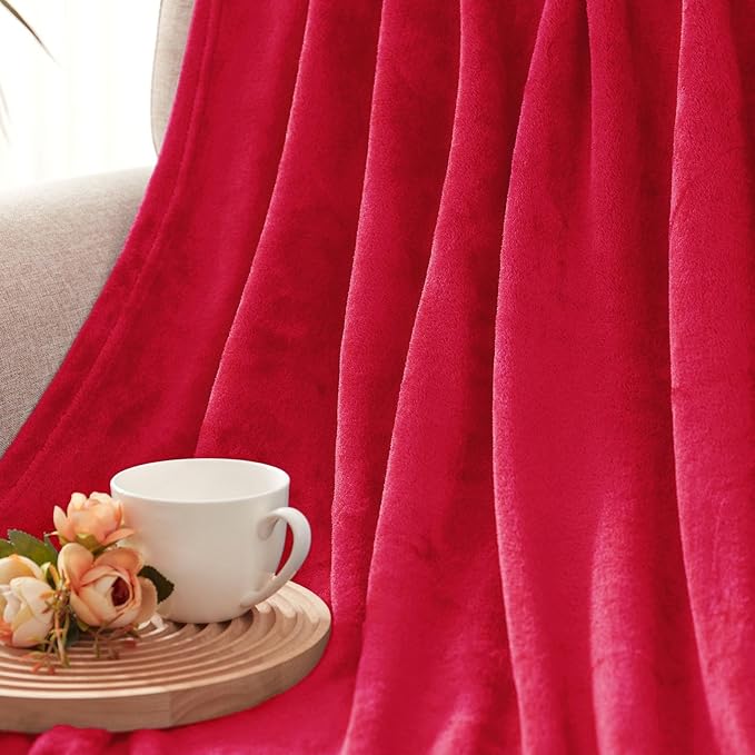Exclusivo Mezcla Soft Large Fleece Throw Blanket for Couch, Red