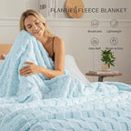 Exclusivo Mezcla Queen Size Flannel Fleece Blanket, Super Soft and Warm Lightweight Checkered Pattern Blankets for All Seasons, 90x90 Inches, Light Blue
