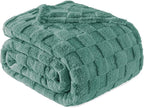 Exclusivo Mezcla Queen Size Flannel Fleece Blanket, Super Soft and Warm Lightweight Checkered Pattern Blankets for All Seasons, 90x90 Inches, Celadon