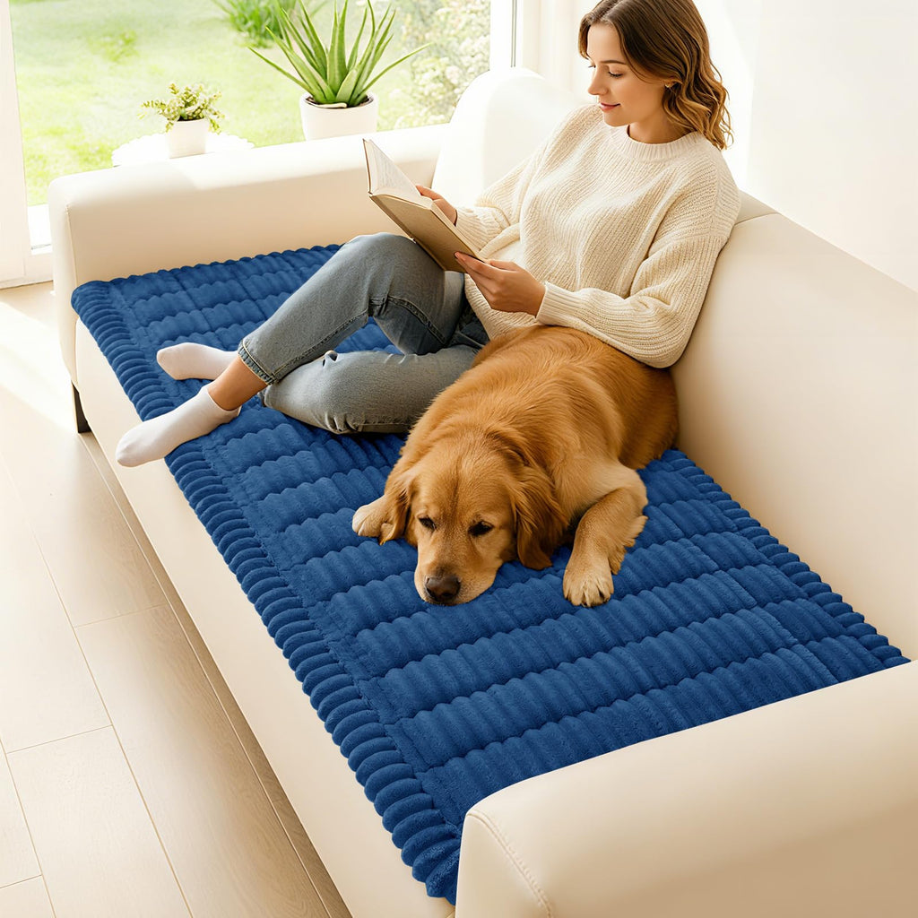 hyha Couch Cover for Dogs, Washable Non Slip Plush Flannel Sofa Protector