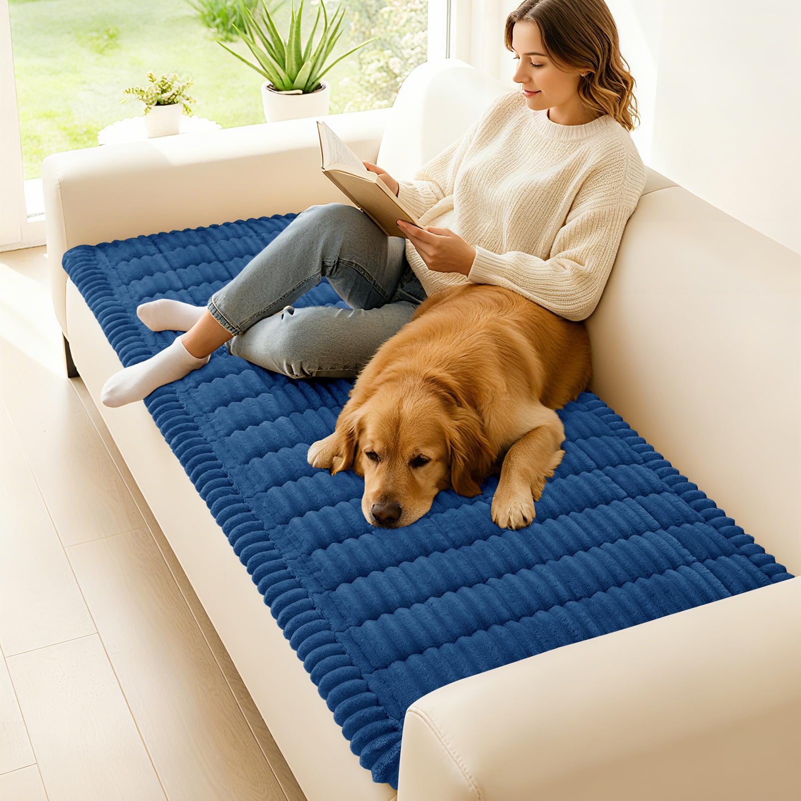 hyha Couch Cover for Dogs, Washable Non Slip Plush Flannel Sofa Protector
