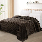 Exclusivo Mezcla Twin Size Flannel Fleece Blanket, Super Soft and Warm Lightweight Checkered Pattern Blankets for All Seasons, 60x80 Inches, Coffee