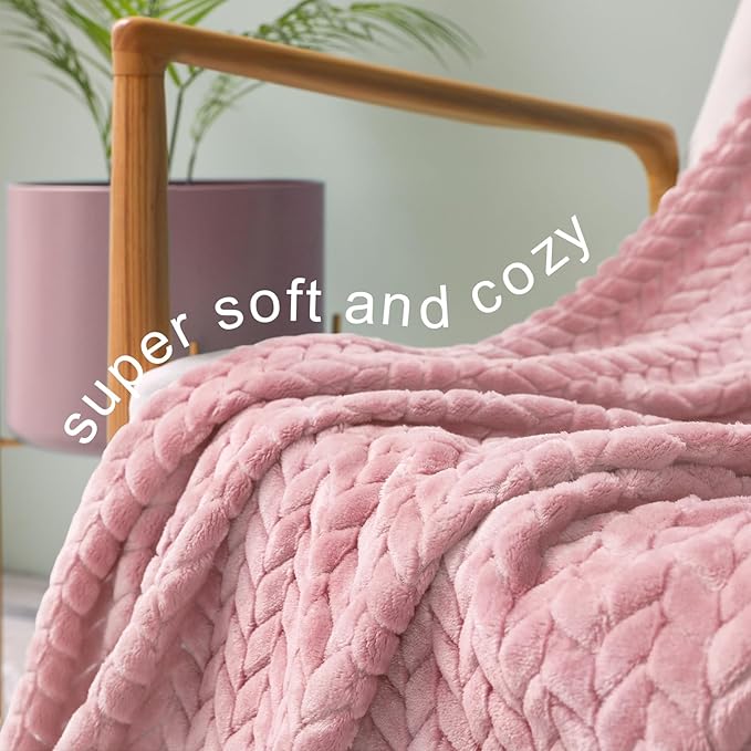 Exclusivo Mezcla Fleece Twin Size Blanket for Bed, 90x66 Inches Soft Cozy Jacquard Flannel Blankets, Lightweight Fuzzy Plush for Women, Pink