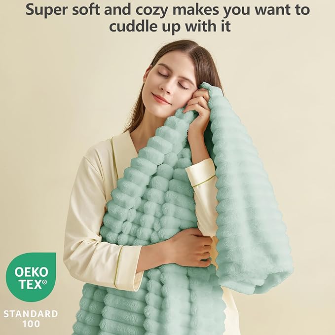 HIMEET Sage Green Throw Blanket for Couch, 300GSM Ribbed, 50 x 60 Inches