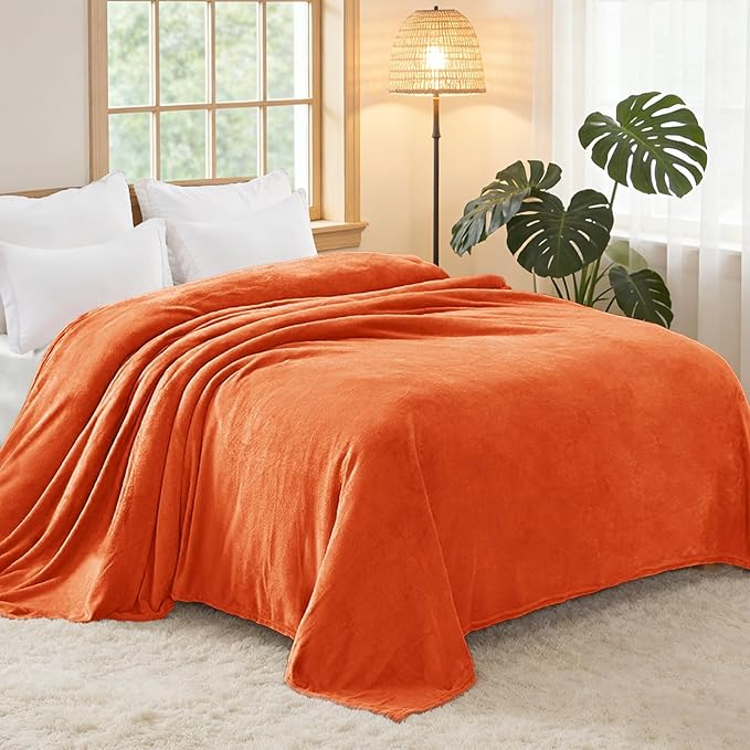 Exclusivo Mezcla Soft Fleece Blanket Twin Size for Bed, Burnt Orange