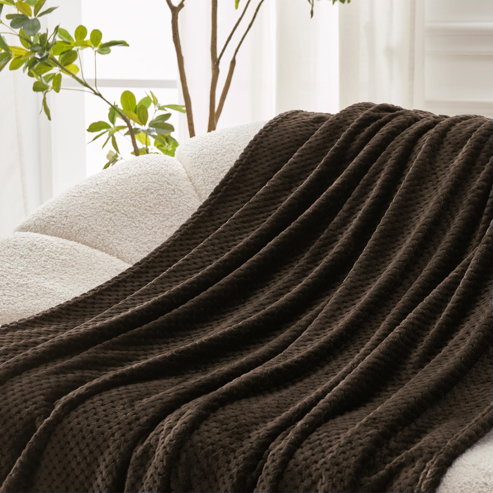 Exclusivo Mezcla Soft Waffle Fleece Bed Blanket King Size, Coffee