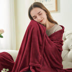 BEDELITE Fleece Blanket Twin Size Burgundy Throw Blankets for Couch & Bed, Luxury Plush Cozy Fuzzy Blanket 60x80 inches, Super Soft Warm Lightweight Throw Blanket for Travel Camping