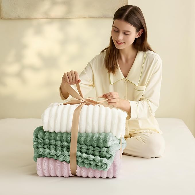 HIMEET Pink Queen Size Blanket for Bed, 300GSM Ribbed Fleece, 90 x 90 in