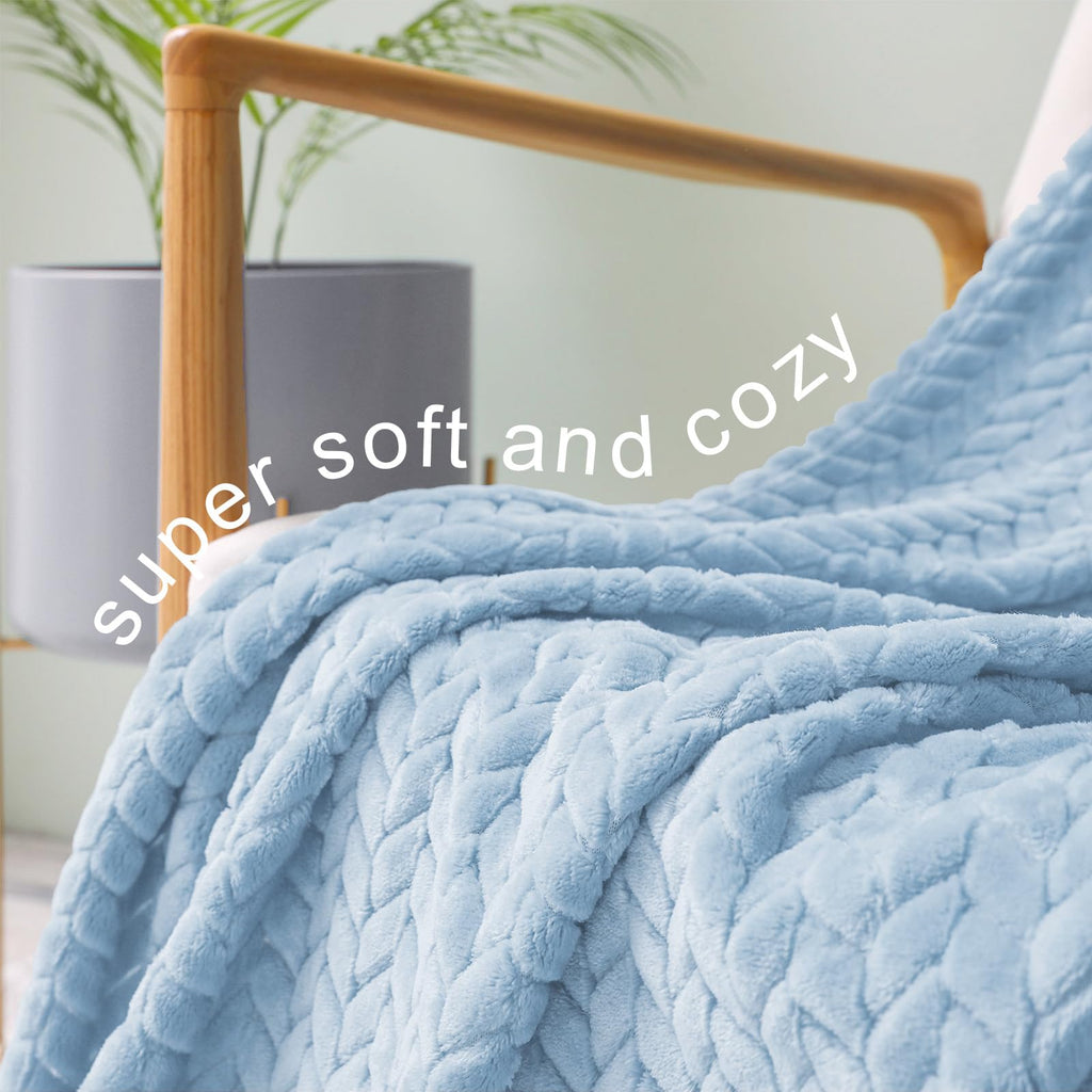 Exclusivo Mezcla Fleece Throw Blanket for Couch Sofa, 50”x70”, Light Blue