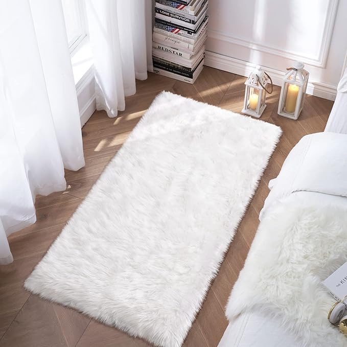 Tangsoo 2x4 White Small Faux Rur Rug,Fluffy Rug for Sofa Chair Couch Cover