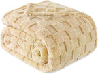 Exclusivo Mezcla King Size Flannel Fleece Blanket, Super Soft and Warm Lightweight Checkered Pattern Blankets for All Seasons, 90x104 Inches, Beige