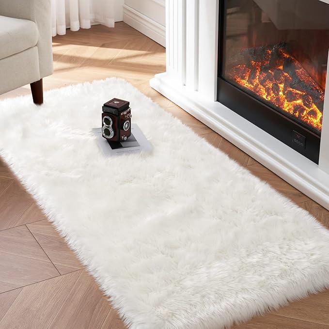 Tangsoo 2x4 White Small Faux Rur Rug,Fluffy Rug for Sofa Chair Couch Cover
