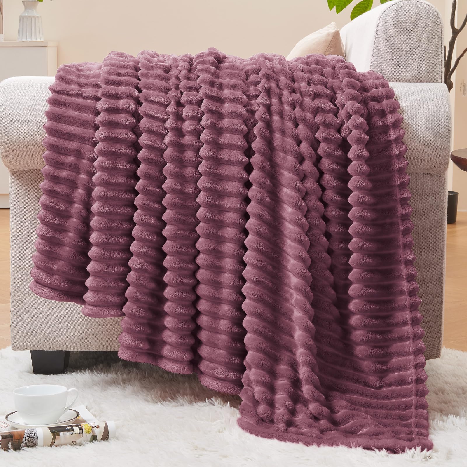 BEDELITE 3D Ribbed Jacquard Plum Fleece Twin Blanket for Bed, 60x80 Inch