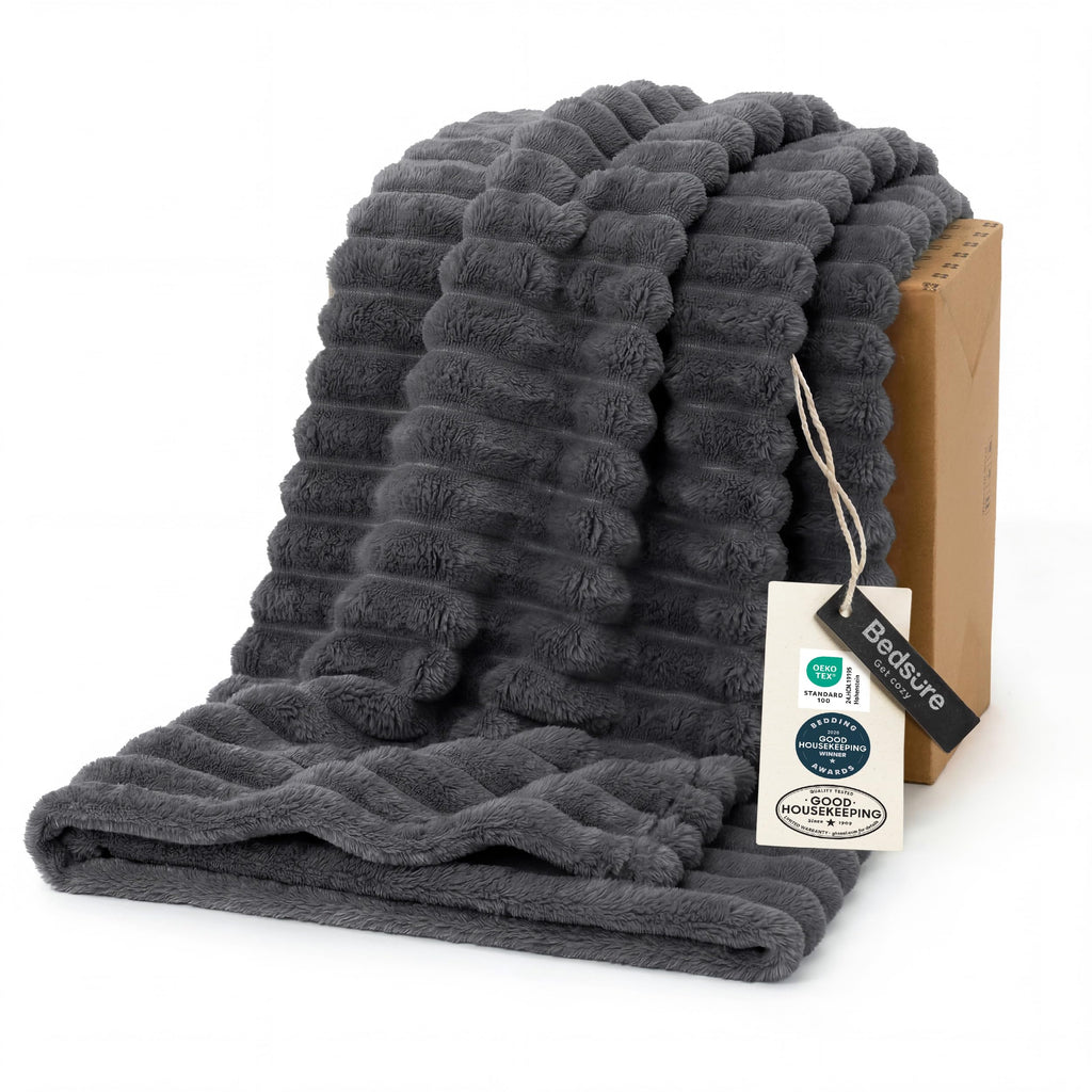 Bedsure Soft Grey Throw Blanket for Couch Decor Gifts 50"x60"