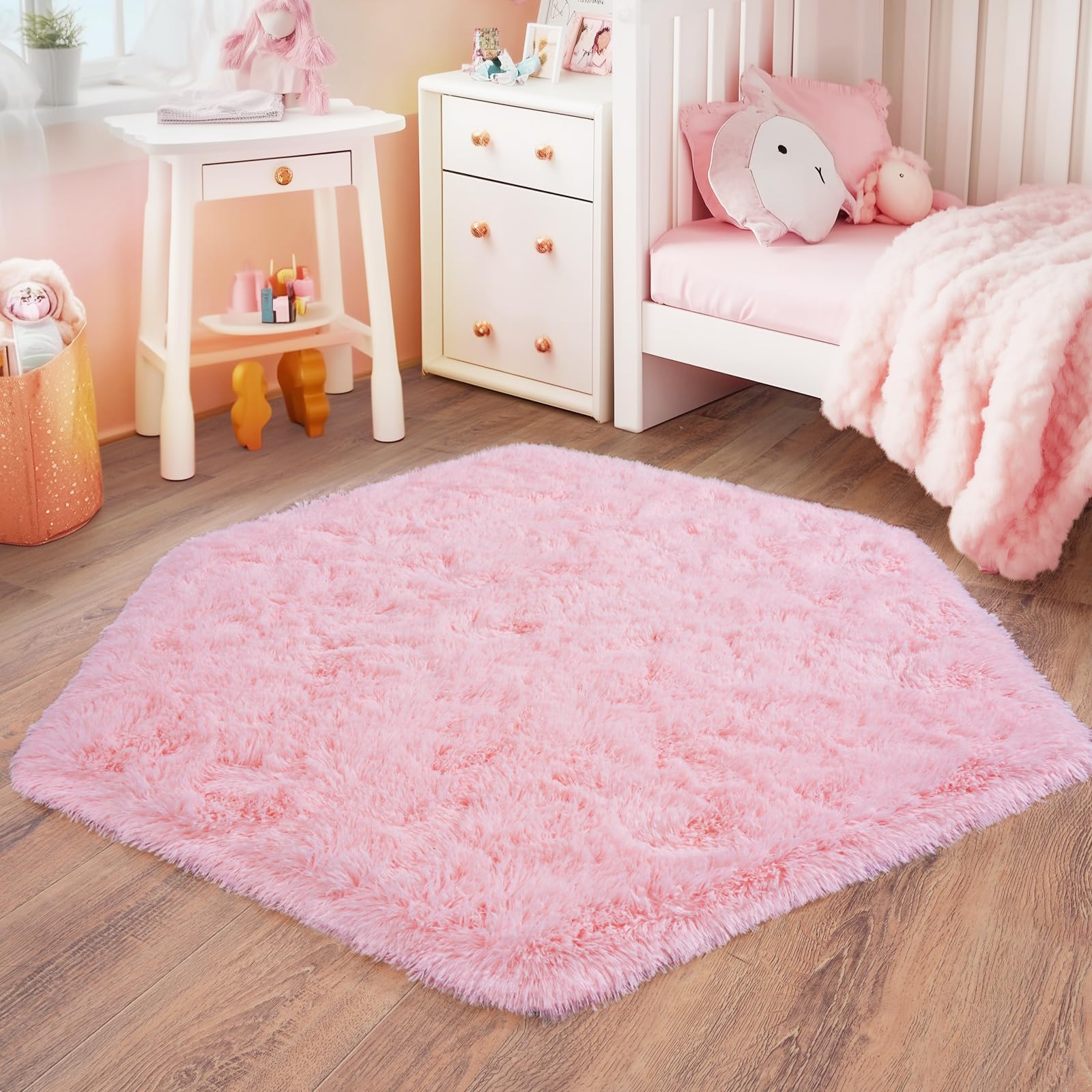 Quntue 4x4.6 Feet Pink Hexagon Rugs for Princess Tent, Ultra Soft Fluffy Hexagon Area Rug for Bedroom, Cute Shag Rugs for Girls Room, Fuzzy Plush Carpet for Kids Room Tent Castle Home Decor