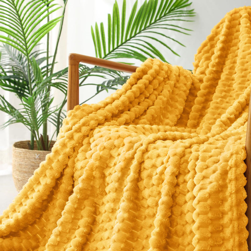 Exclusivo Mezcla 3D Fleece King Size Blanket for Bed, Mustard Yellow