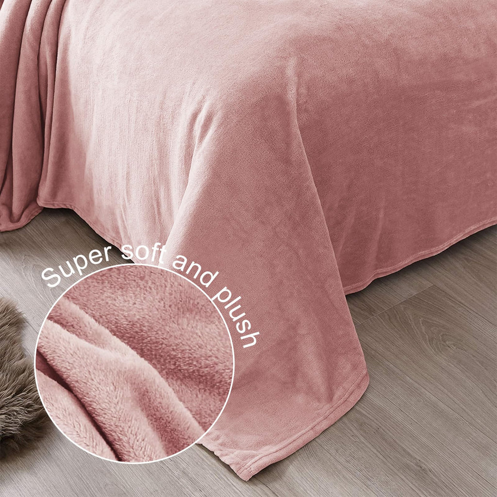 Exclusivo Mezcla Soft Large Fleece Throw Blanket for Couch, Dusty Pink