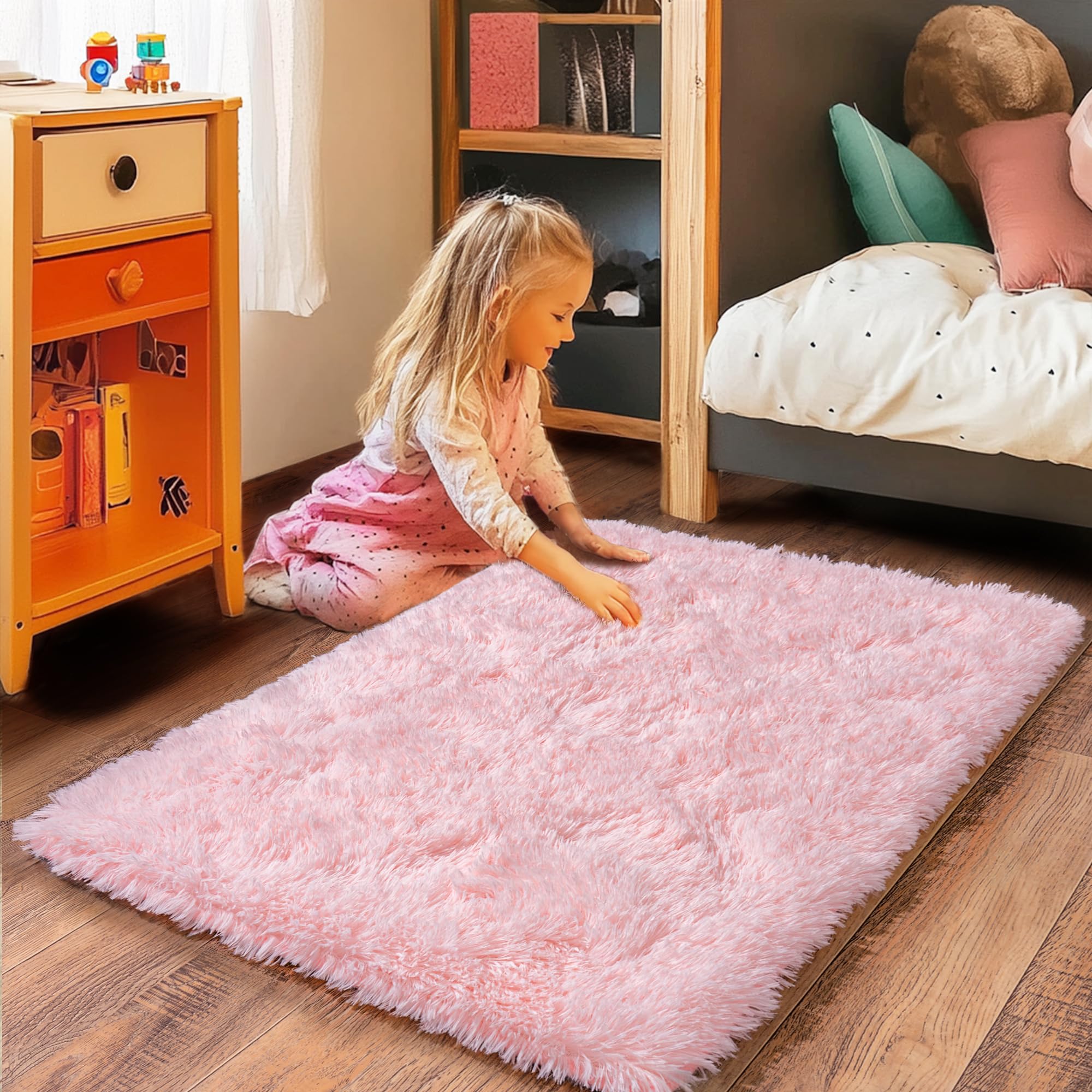 Quntue Small Area Rug, 2x3 Pink Rug for Bedroom Shaggy Throw Rugs for Girls Room, Soft Carpet for Kids Room, Plush Non-Slip Fluffy Bedside Rug for Living Room Nursery Dorm Home Decor