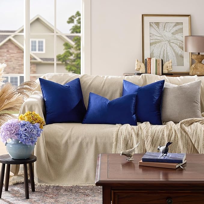 GIGIZAZA Blue Large Throw Pillow Covers, Pack of 2 Velvet 26x26 Couch Pillows for Living Room Decorative Square Super Soft Cushion Cases Home Decor Sofa Bedroom Pillowcases