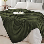 BEDELITE Fleece Blanket Twin Size Olive Green Throw Blankets for Couch & Bed, Luxury Plush Cozy Fuzzy Blanket 60x80 inches, Super Soft Warm Lightweight Throw Blanket for Travel Camping