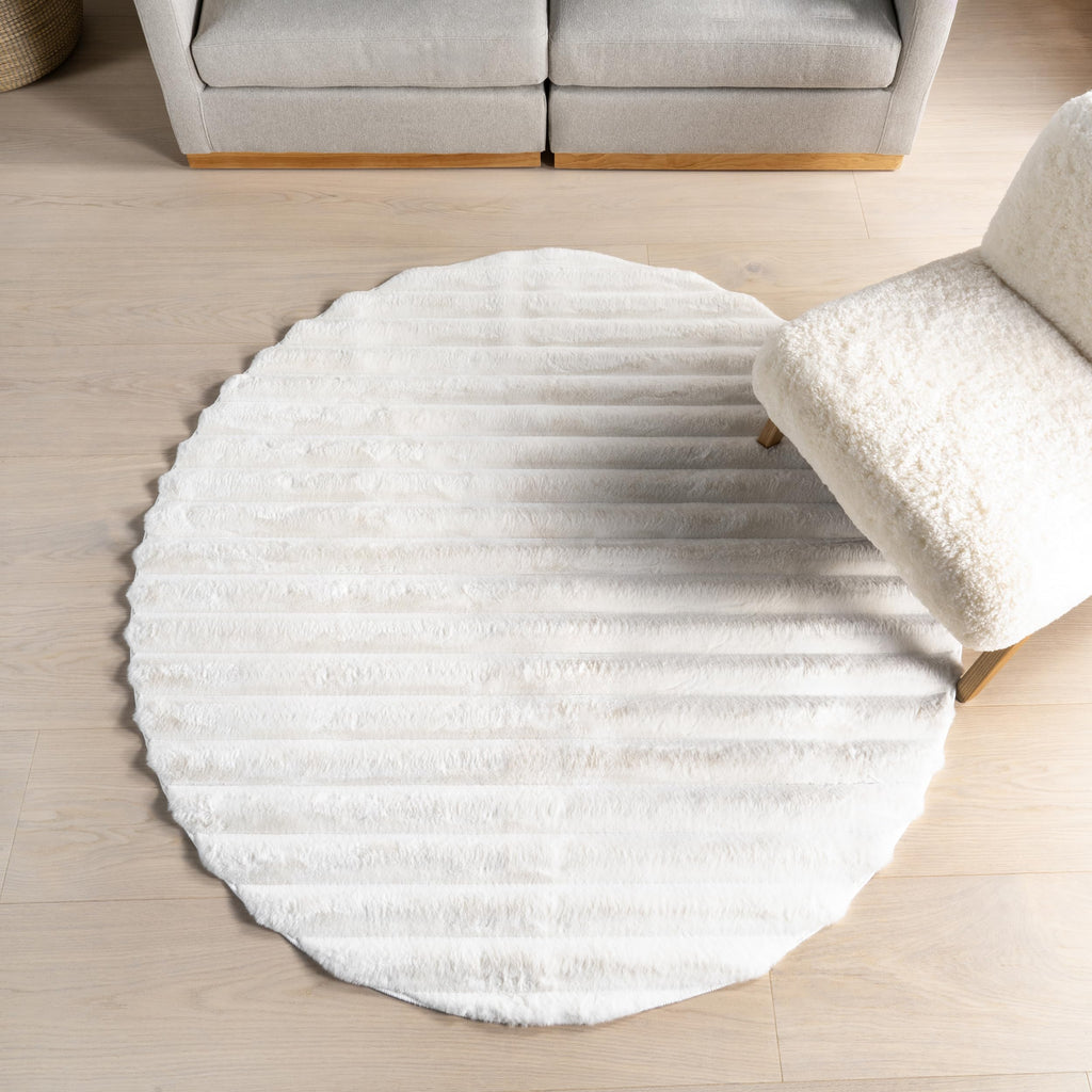 nuLOOM Kai Off White Striped Washable Area Rug, 5' Round