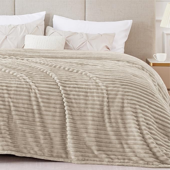BEDELITE 3D Ribbed Jacquard Linen Blankets Queen Size for Bed, 90x90 Inch