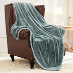 Exclusivo Mezcla Fuzzy Large Fleece Throw Blanket for Couch, Mixed Green